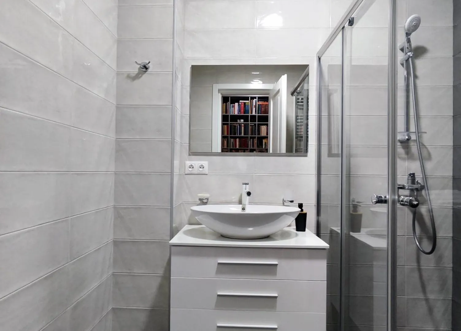 Tbilisi City Comfort 0*,